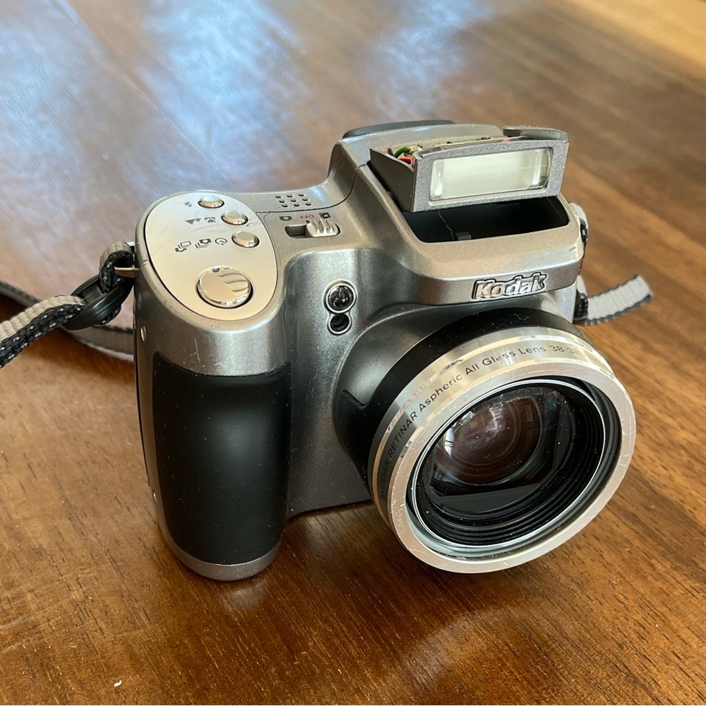 KODAK Easy-share Z740 Camera